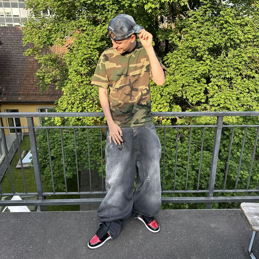 Nik